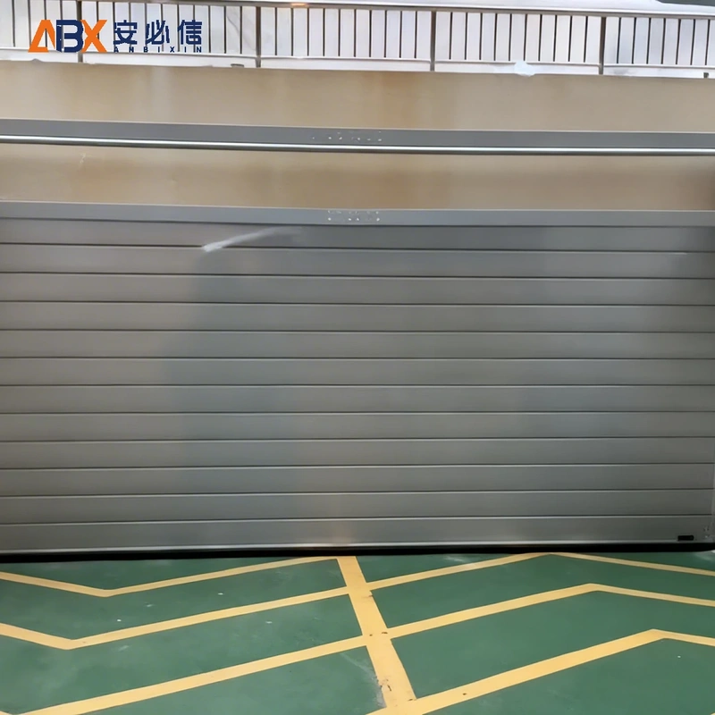昌都铝质快速门